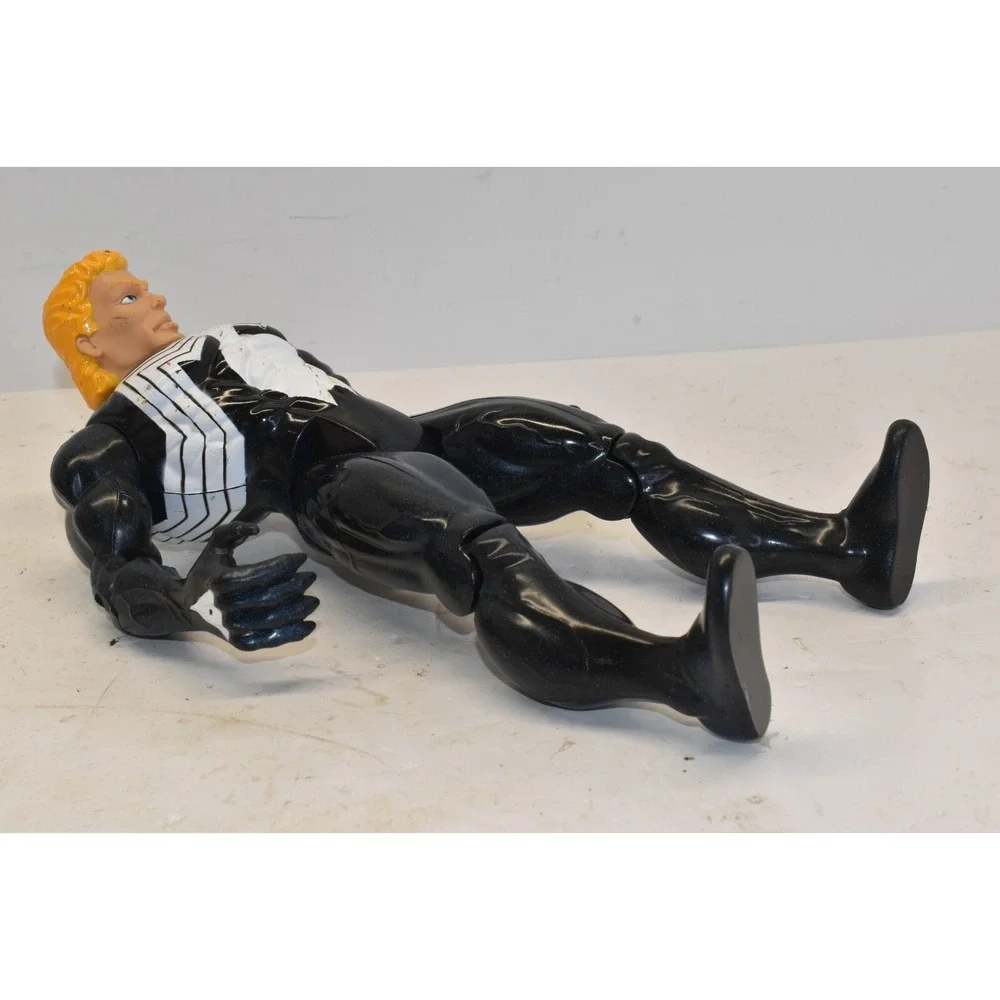 1997 TOYBIZ MARVEL Universe Unmasked EDDIE BROCK VENOM 10